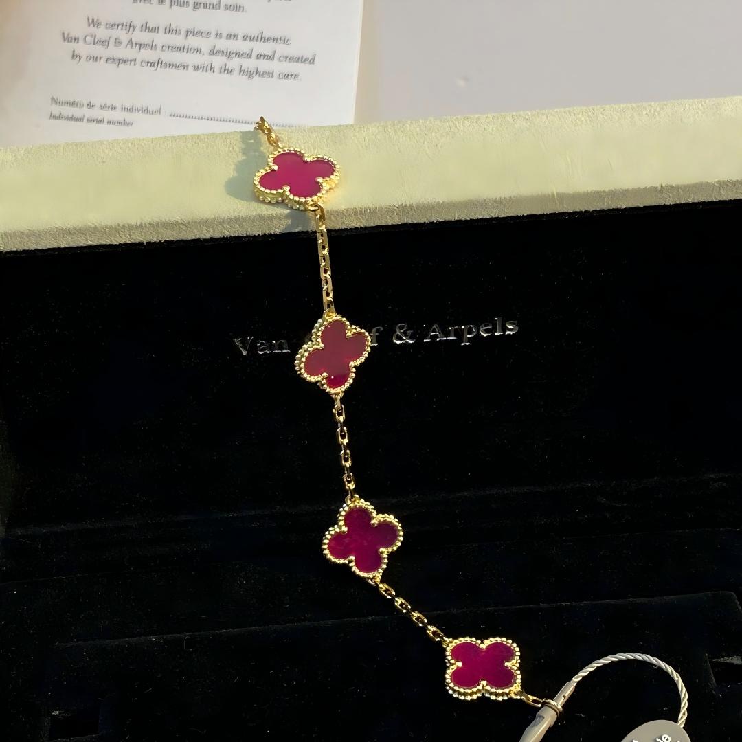 [Royal&Vicky]NEW CLOVER 5 MOTIFS PINK ENAMEL BRACELET