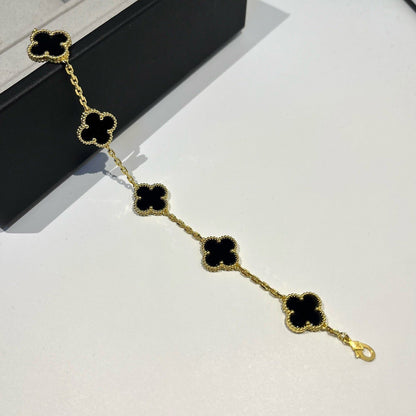 [Royal&Vicky]LUCKY CLOVER 5-MOTIF BRACELET - BLACK OXNY COLLECTION