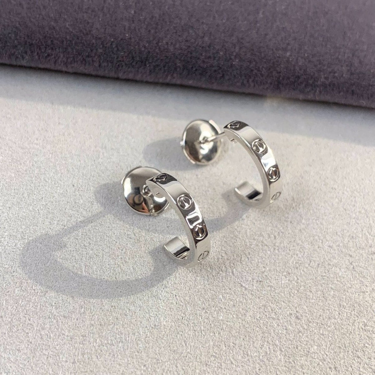 [Royal&Vicky]LOVE EARRINGS 2.65MM SILVER