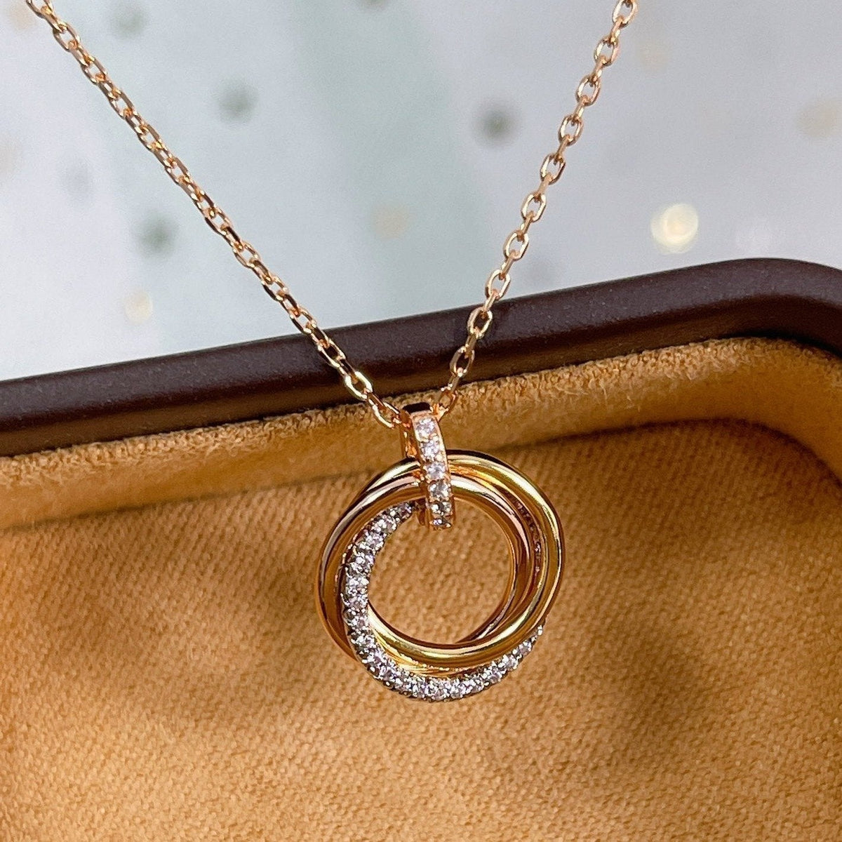 [Royal&Vicky]TRINITY NECKLACE SILVER GOLD PINK GOLD DIAMONDS