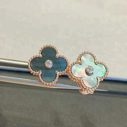 [Royal&Vicky]CLOVER MEDIUM 1 MOTIFS GRAY MOP  DIAMOND EARRINGS