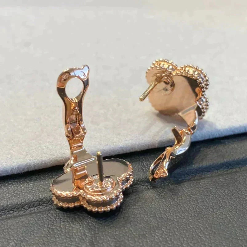 [Royal&Vicky]CLOVER MEDIUM 1 MOTIFS GRAY MOP  DIAMOND EARRINGS