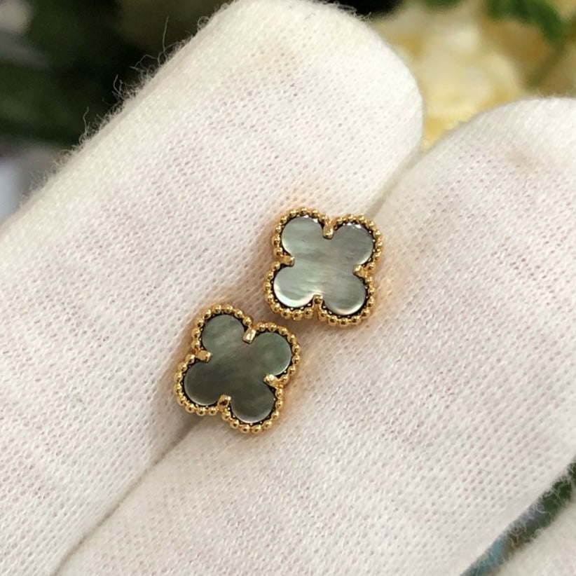 [Royal&Vicky]CLOVER MINI GOLD EARRINGS