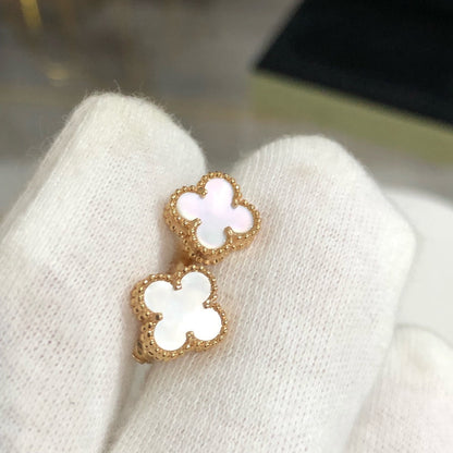 [Royal&Vicky]CLOVER MINI GOLD EARRINGS
