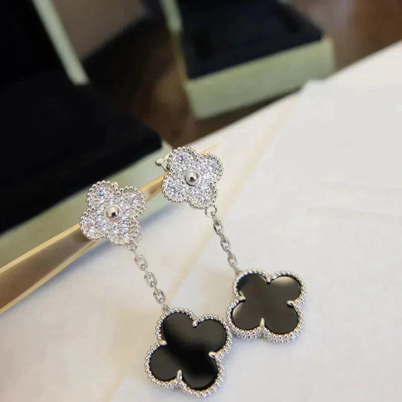 [Royal&Vicky]CLOVER 2 MOTIFS  DIAMOND ONYX EARRINGS SILVER