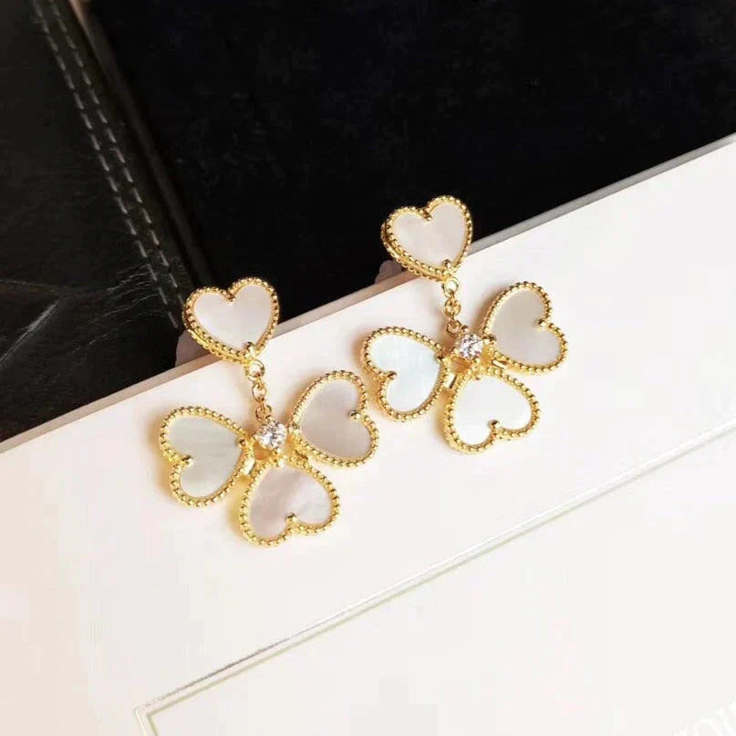 [Royal&Vicky]CLOVER SWEET WHITE MOP EARRINGS