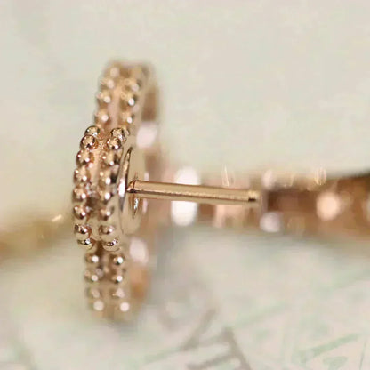 [Royal&Vicky]CLOVER MEDIUM 1 MOTIFS FUll DIAMOND EARRINGS