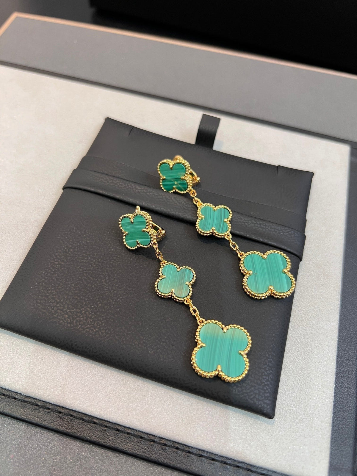 [Royal&Vicky]CLOVER MALACHITE 3 MOTIFS GOLD