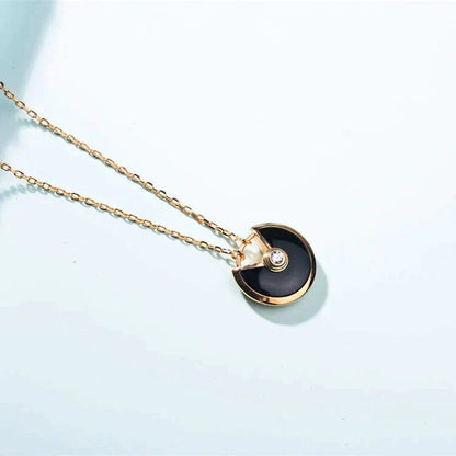 [Royal&Vicky]AMULETTE GOLD CARNELIAN ONYX NECKLACE