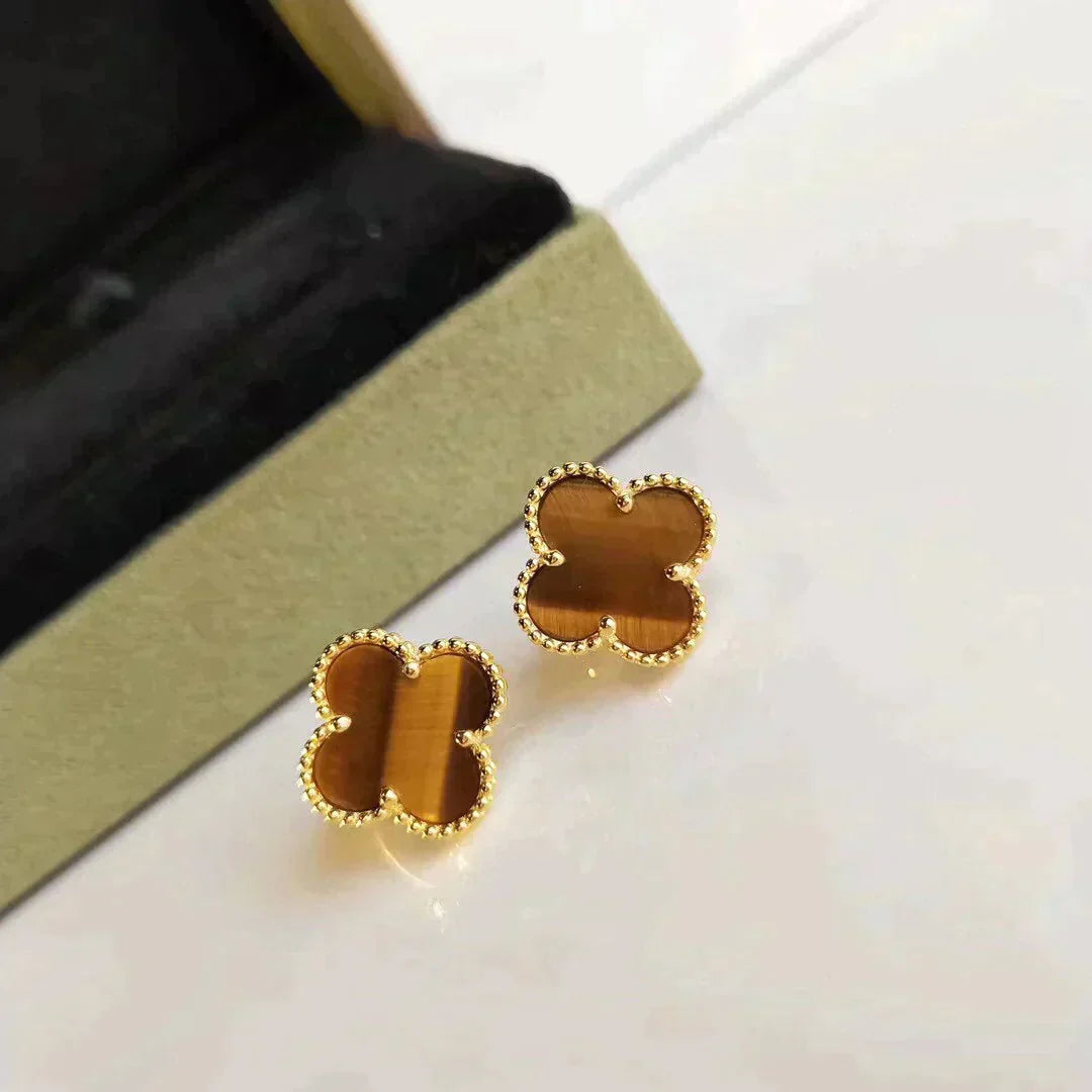 [Royal&Vicky]CLOVER MEDIUM 1 MOTIFS TIGER EYE EARRINGS