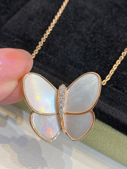 [Royal&Vicky]BUTTERFLY GOLD MOP DIAMOND NECKLACE