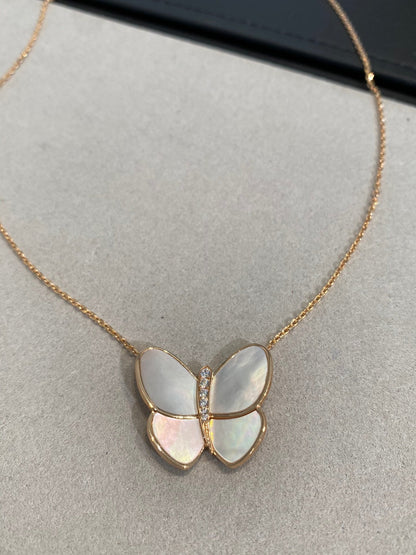 [Royal&Vicky]BUTTERFLY GOLD MOP DIAMOND NECKLACE
