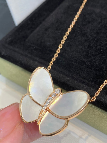[Royal&Vicky]BUTTERFLY GOLD MOP DIAMOND NECKLACE