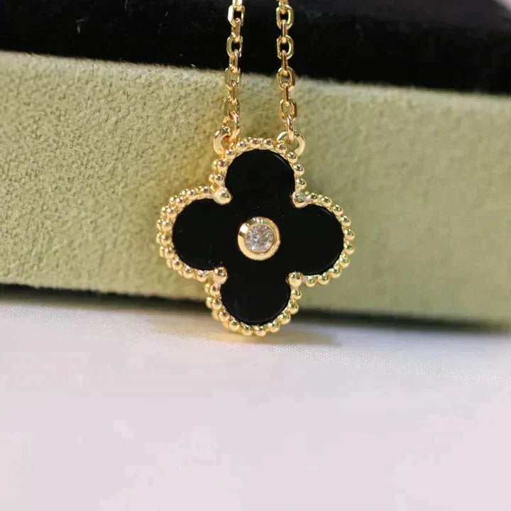 [Royal&Vicky]CLOVER 15MM DIAMOND ONYX NECKLACE