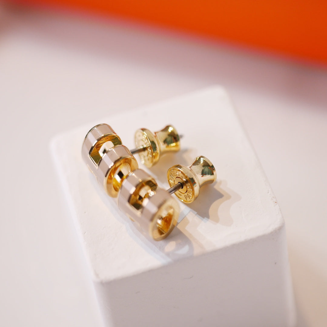 [Royal&Vicky]MINI POP H GOLD EARRINGS GREY
