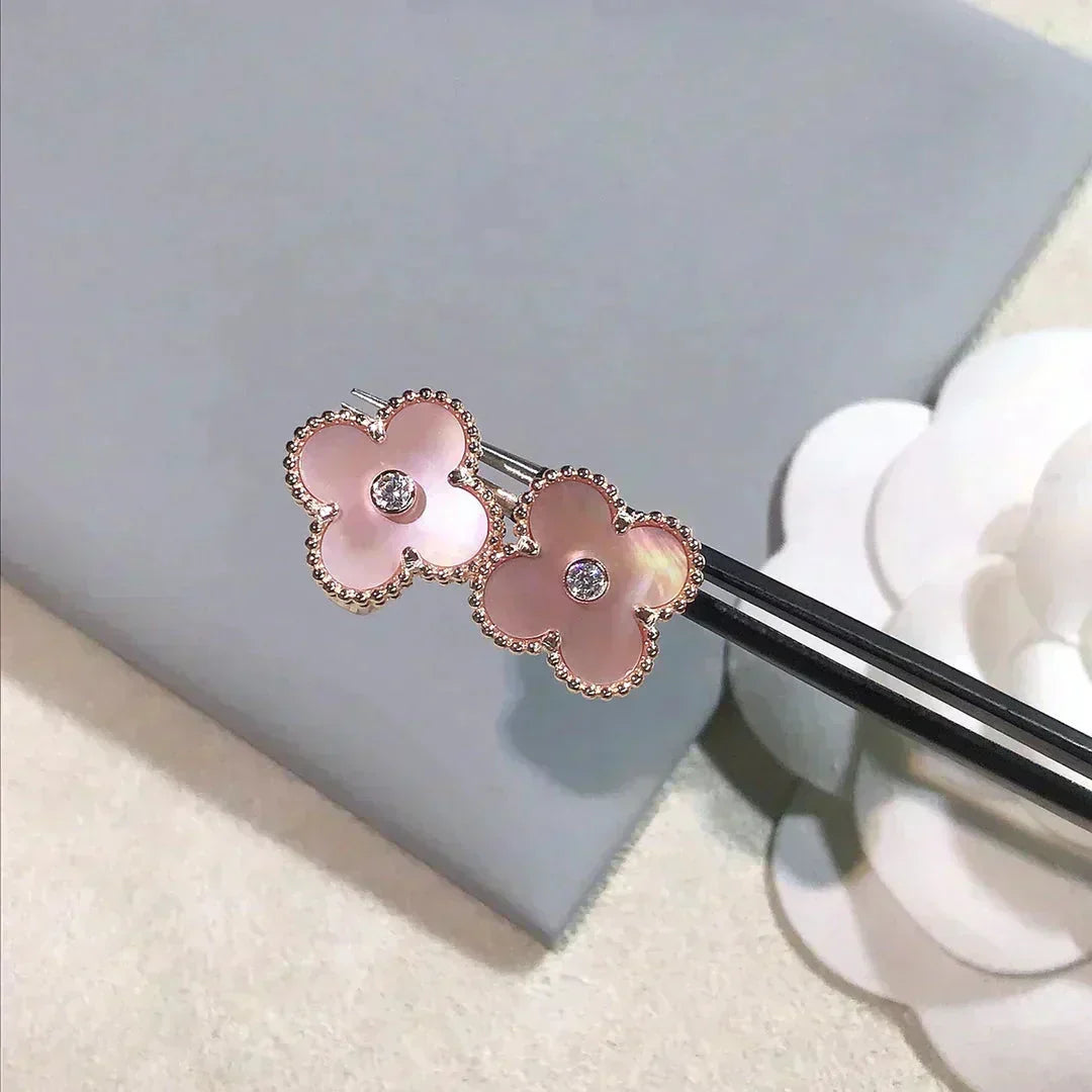[Royal&Vicky]CLOVER MEDIUM 1 MOTIFS  PINK MOP DIAMOND EARRINGS