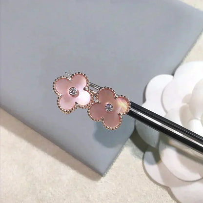 [Royal&Vicky]CLOVER MEDIUM 1 MOTIFS  PINK MOP DIAMOND EARRINGS