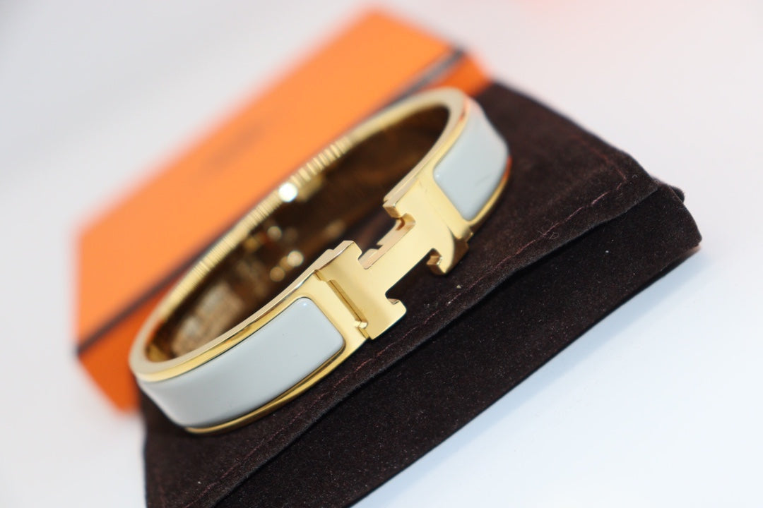 [Royal&Vicky]H LIGHT BLUE BRACELET