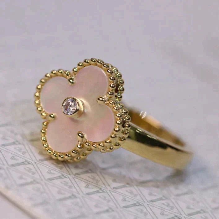 [Royal&Vicky]CLOVER PINK MOP RING GOLD DIAMOND