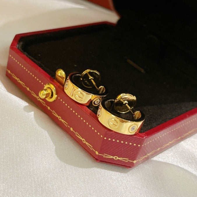 [Royal&Vicky]LOVE EARRINGS 5.7MM 2 DIAMONDS