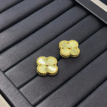 [Royal&Vicky]CLOVER MINI 9.5MM LASER EARRINGS