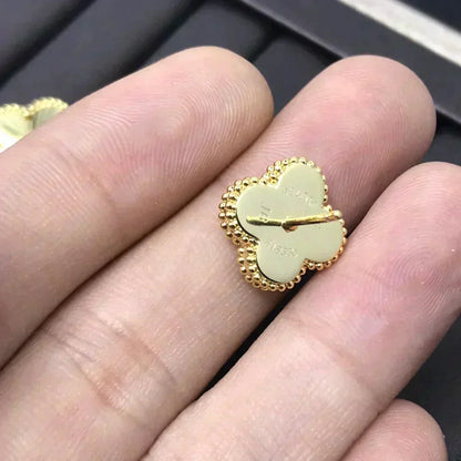 [Royal&Vicky]CLOVER MINI 9.5MM LASER EARRINGS