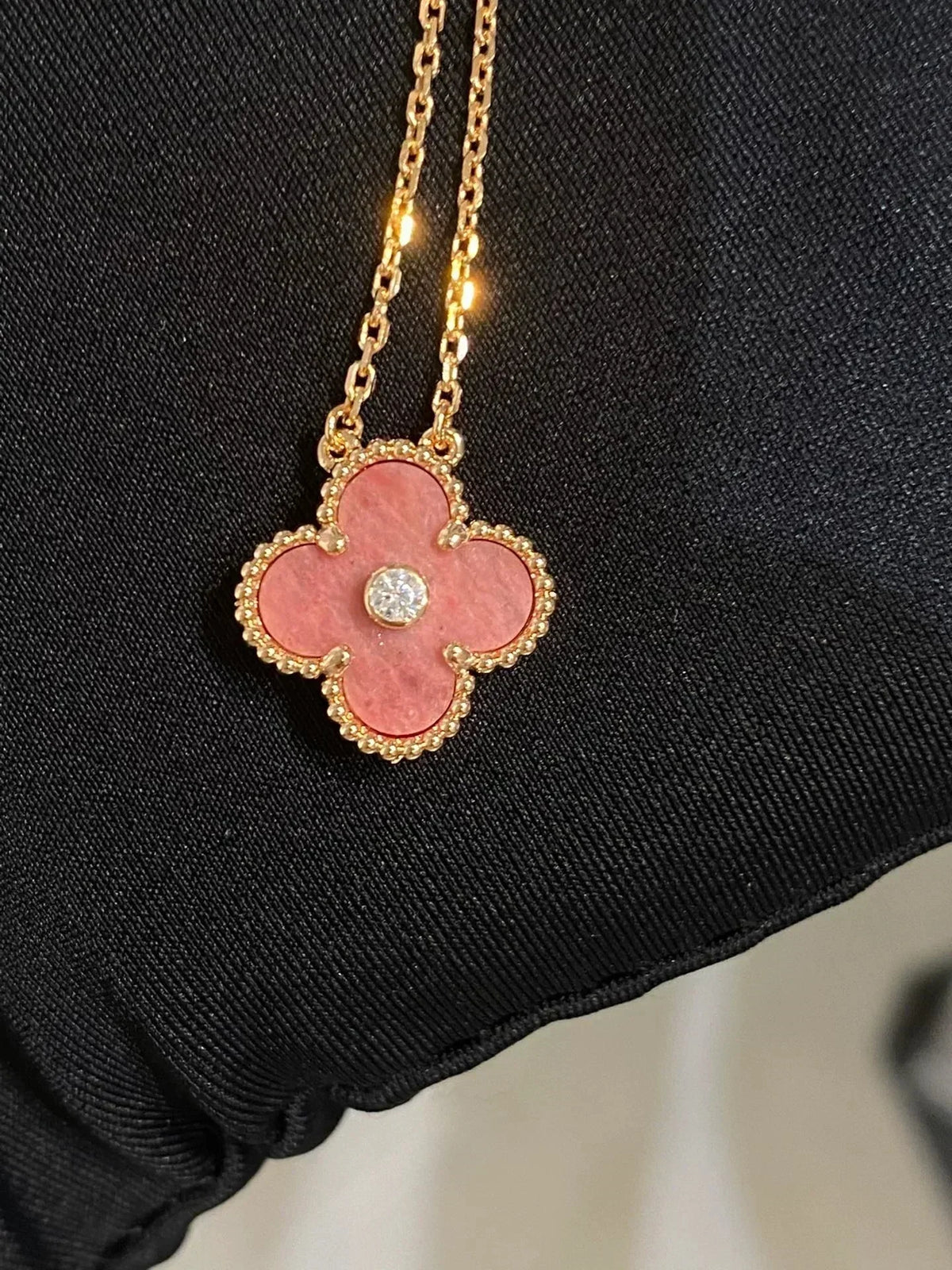 [Royal&Vicky]CLOVER 15MM DIAMOND RHODONITE NECKLACE