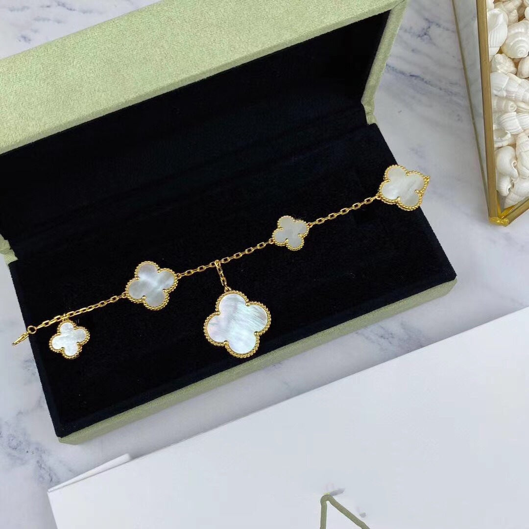 [Royal&Vicky]MAGIC CLOVER MOP GOLD BRACELET 5 MOTIFS