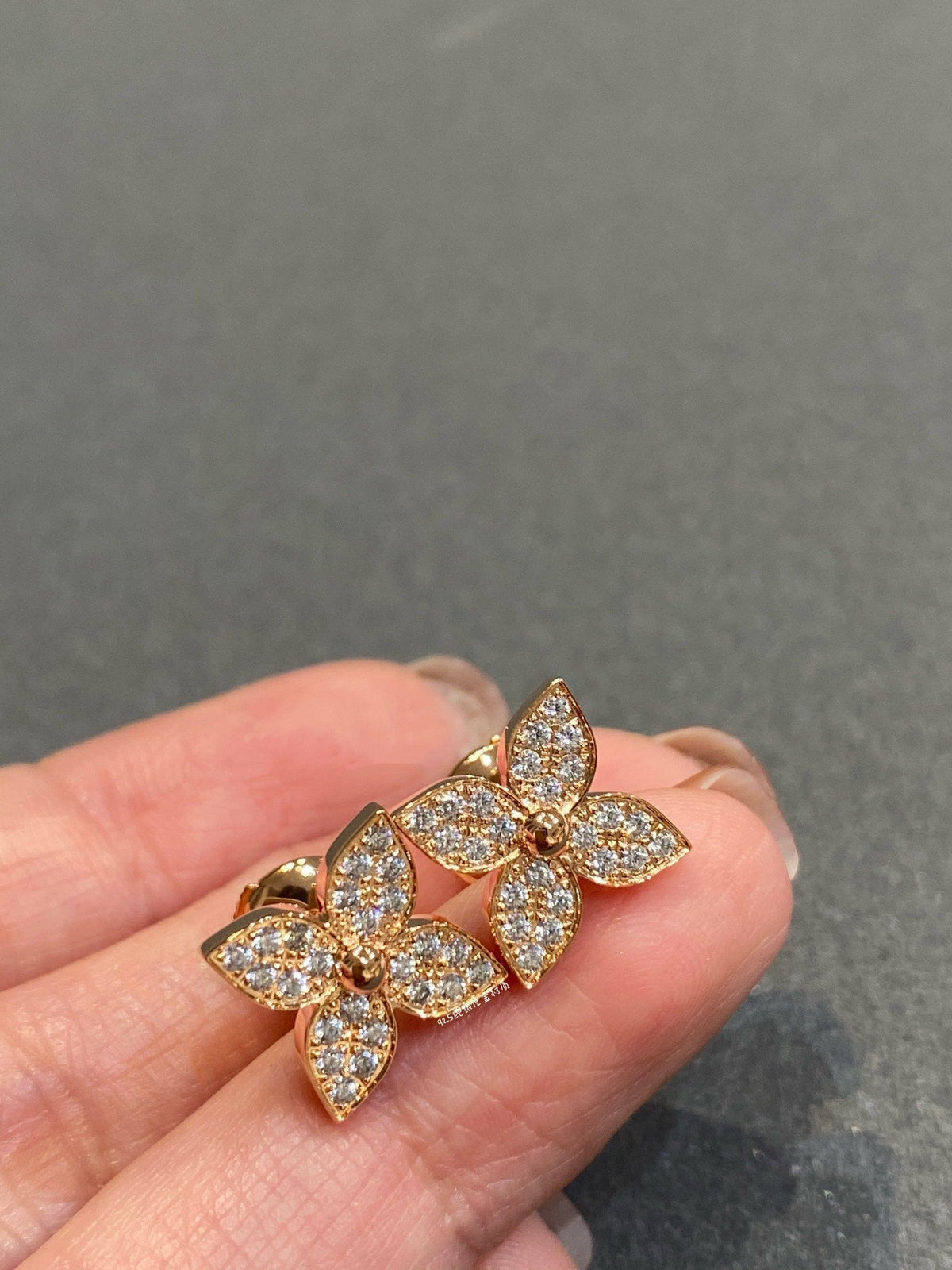 [Royal&Vicky]STAR DIAMOND EARRINGS