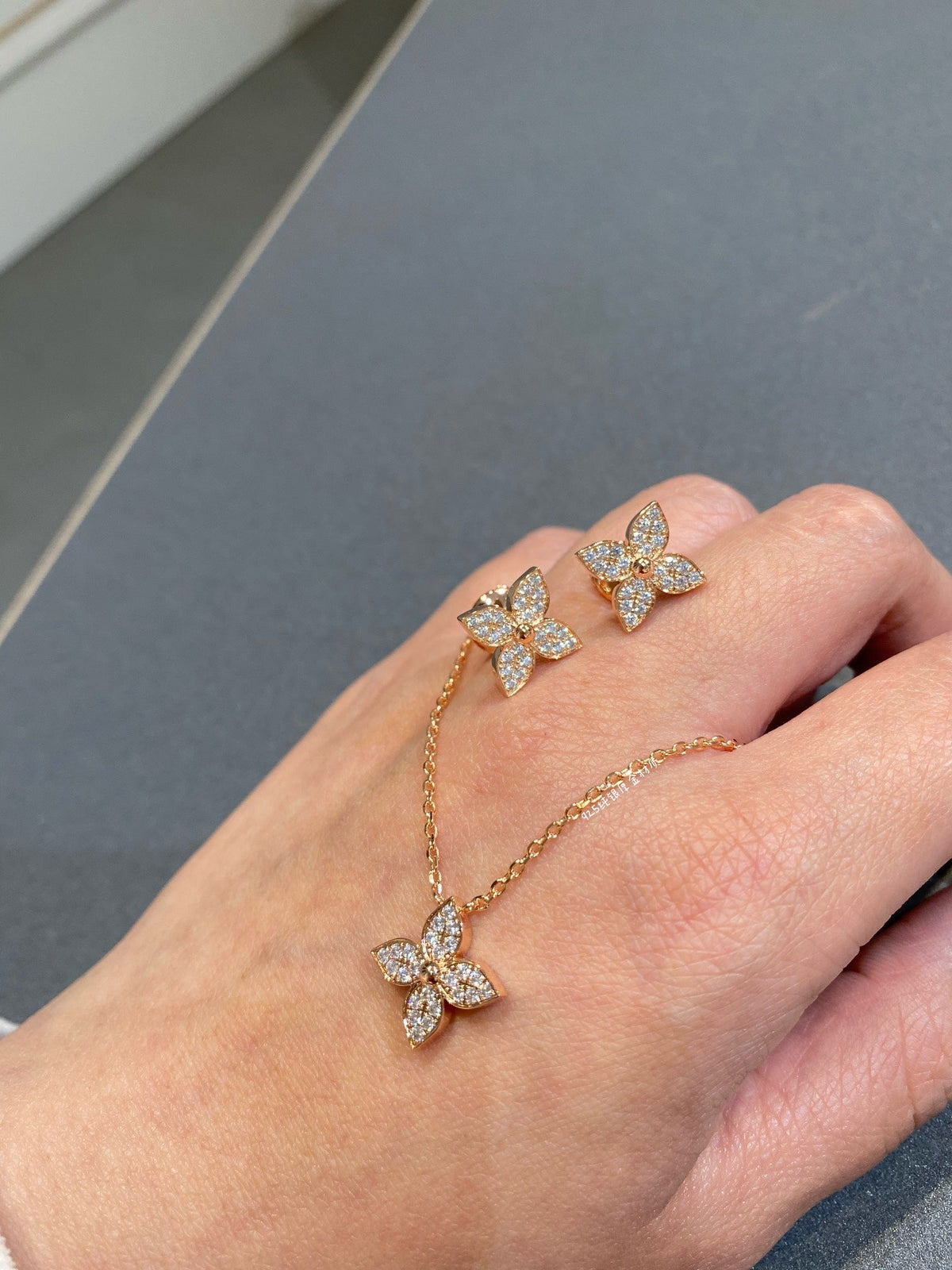 [Royal&Vicky]STAR DIAMOND NECKALCE