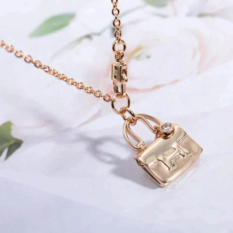 [Royal&Vicky]AMULETTE PEDANT ROSE GOLD NECKLACE