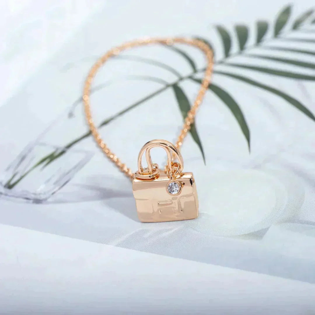 [Royal&Vicky]AMULETTE PEDANT ROSE GOLD NECKLACE