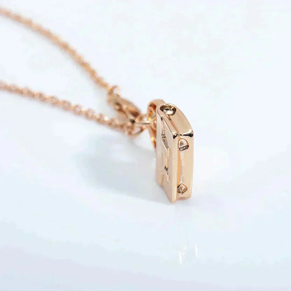 [Royal&Vicky]AMULETTE PEDANT ROSE GOLD NECKLACE