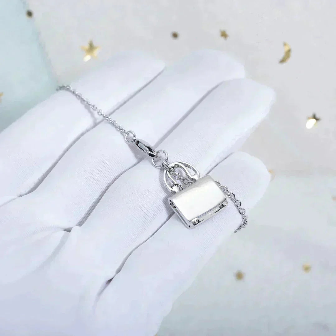 [Royal&Vicky]AMULETTE PEDANT SILVER NECKLACE