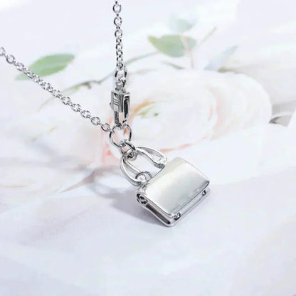 [Royal&Vicky]AMULETTE PEDANT SILVER NECKLACE