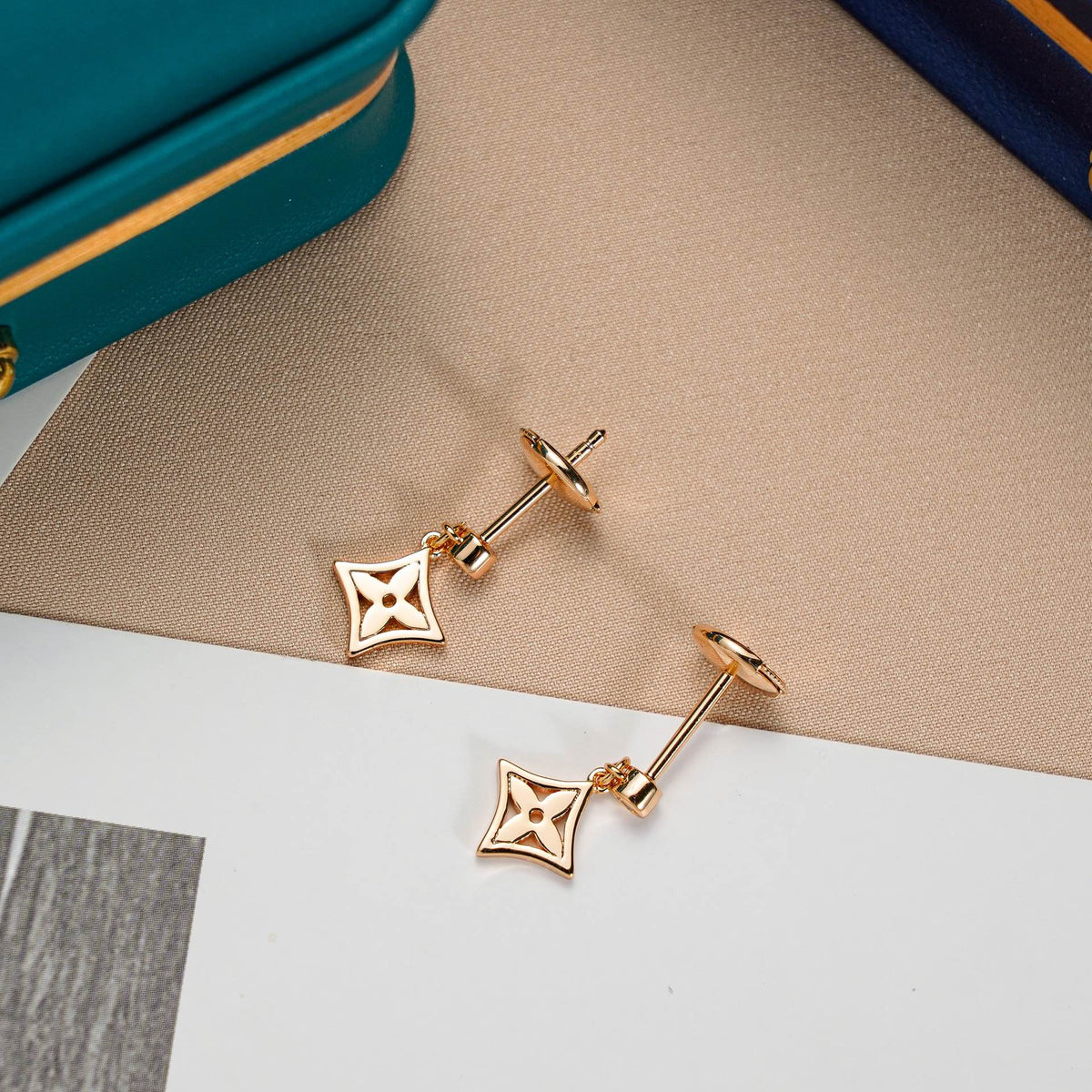 [Royal&Vicky]STAR EARRINGS GOLD