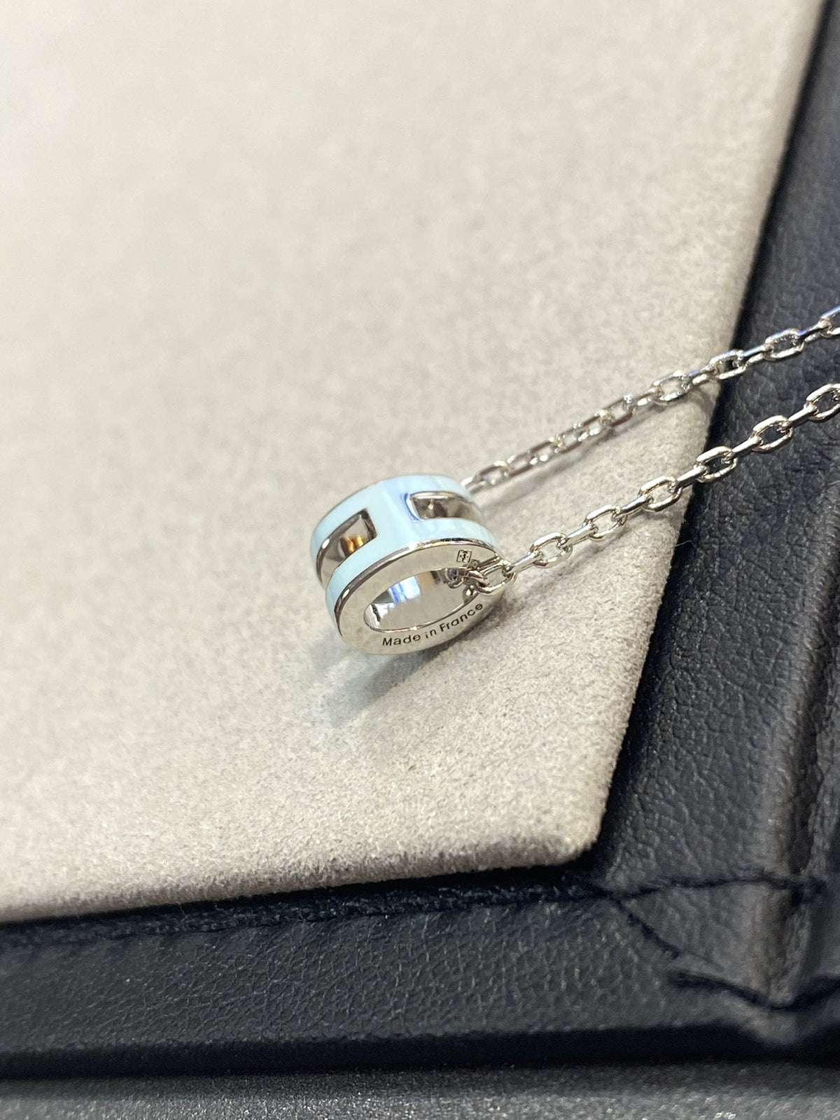 [Royal&Vicky]POP H LIGHT BLUE NECKLACE
