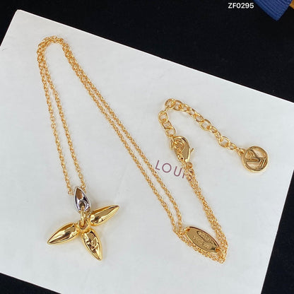 [Royal&Vicky]LOUISETTE PEDANT GOLD NECKLACE