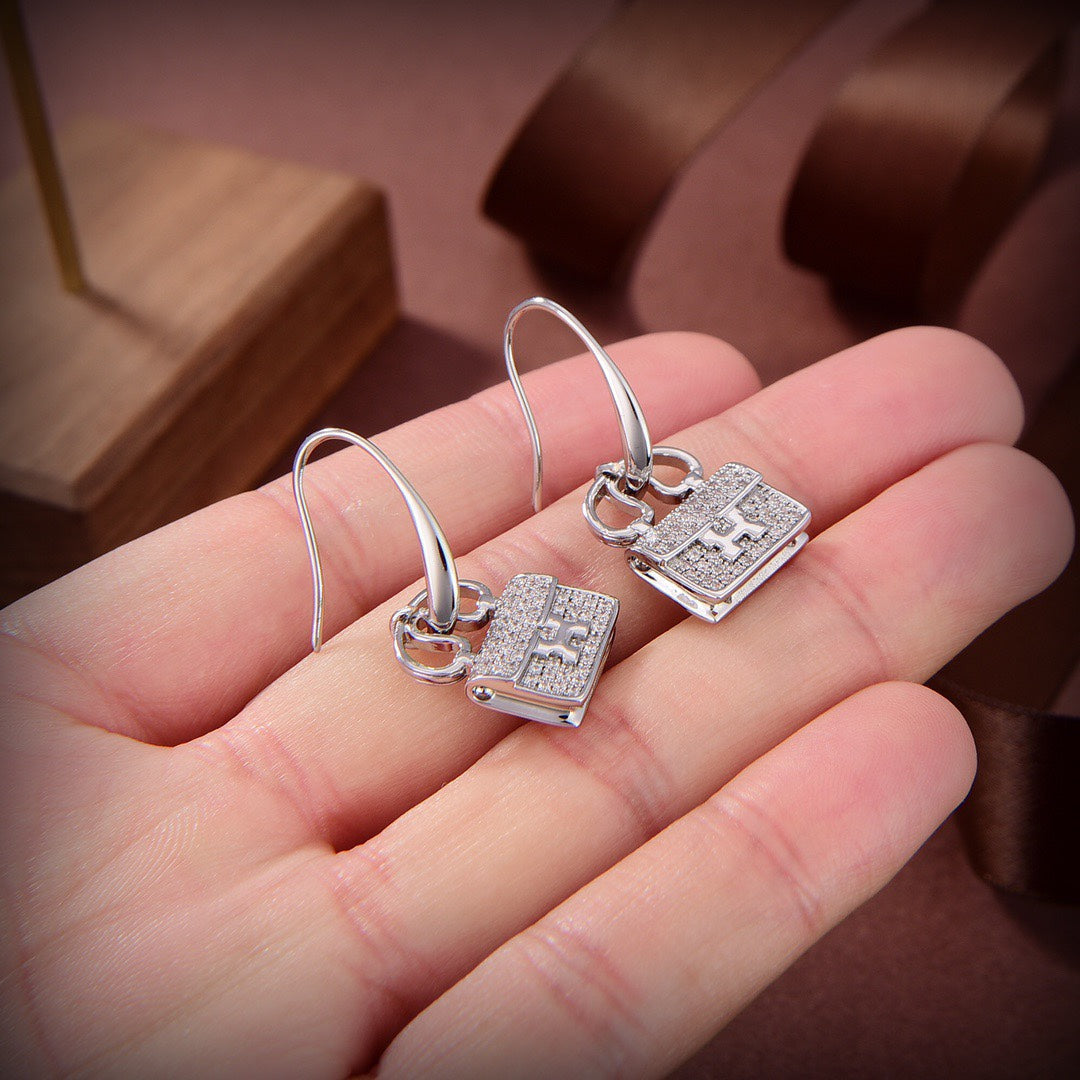 [Royal&Vicky]KELLY DIAMOND EARRINGS