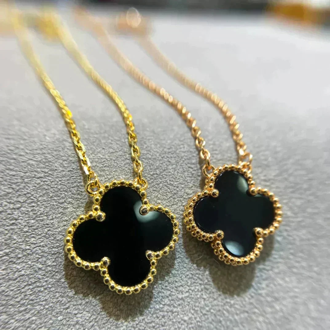 [Royal&Vicky]CLOVER 15MM BLACK ONYX SINGLE FLOWER NECKLACE