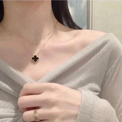 [Royal&Vicky]CLOVER 15MM BLACK ONYX SINGLE FLOWER NECKLACE