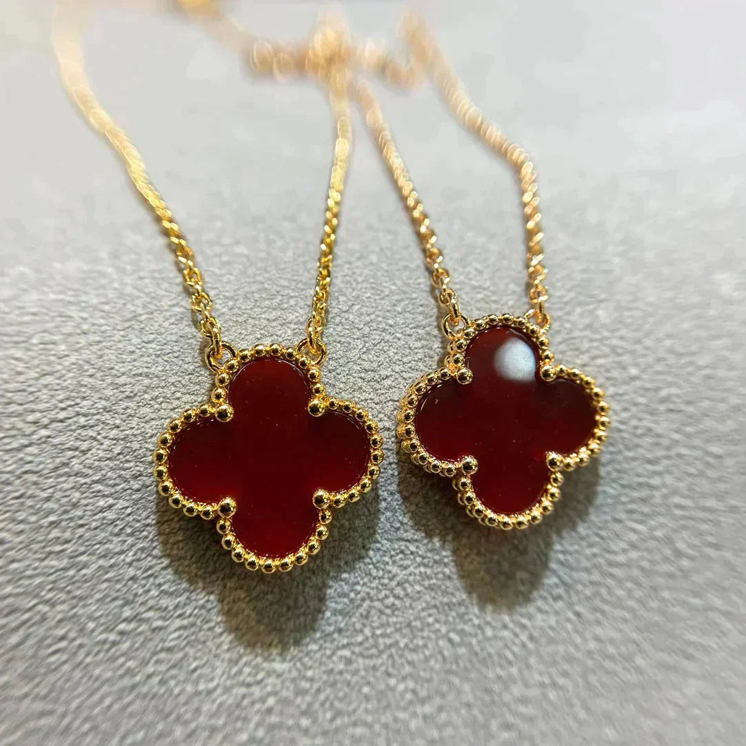 [Royal&Vicky]CLOVER 15MM CARNELIAN SINGLE FLOWER NECKLACE