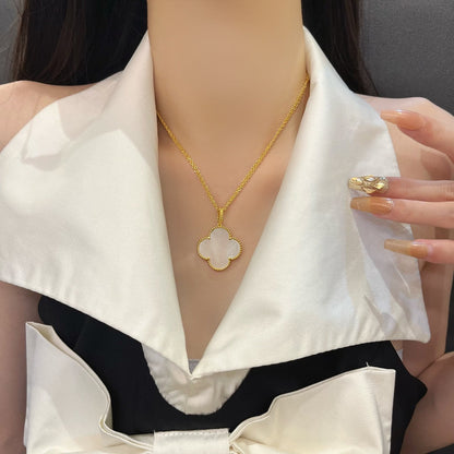 [Royal&Vicky]CLOVER 25MM MOP LARGE PENDANT NECKLACE