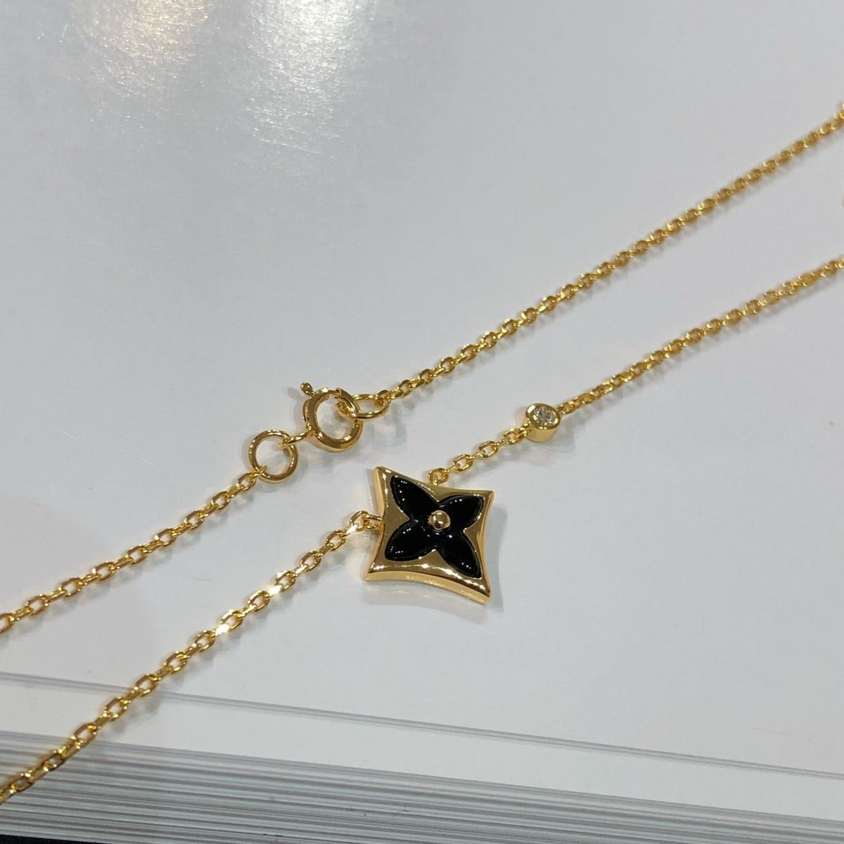[Royal&Vicky]STAR BLACK MOP NECKLACE