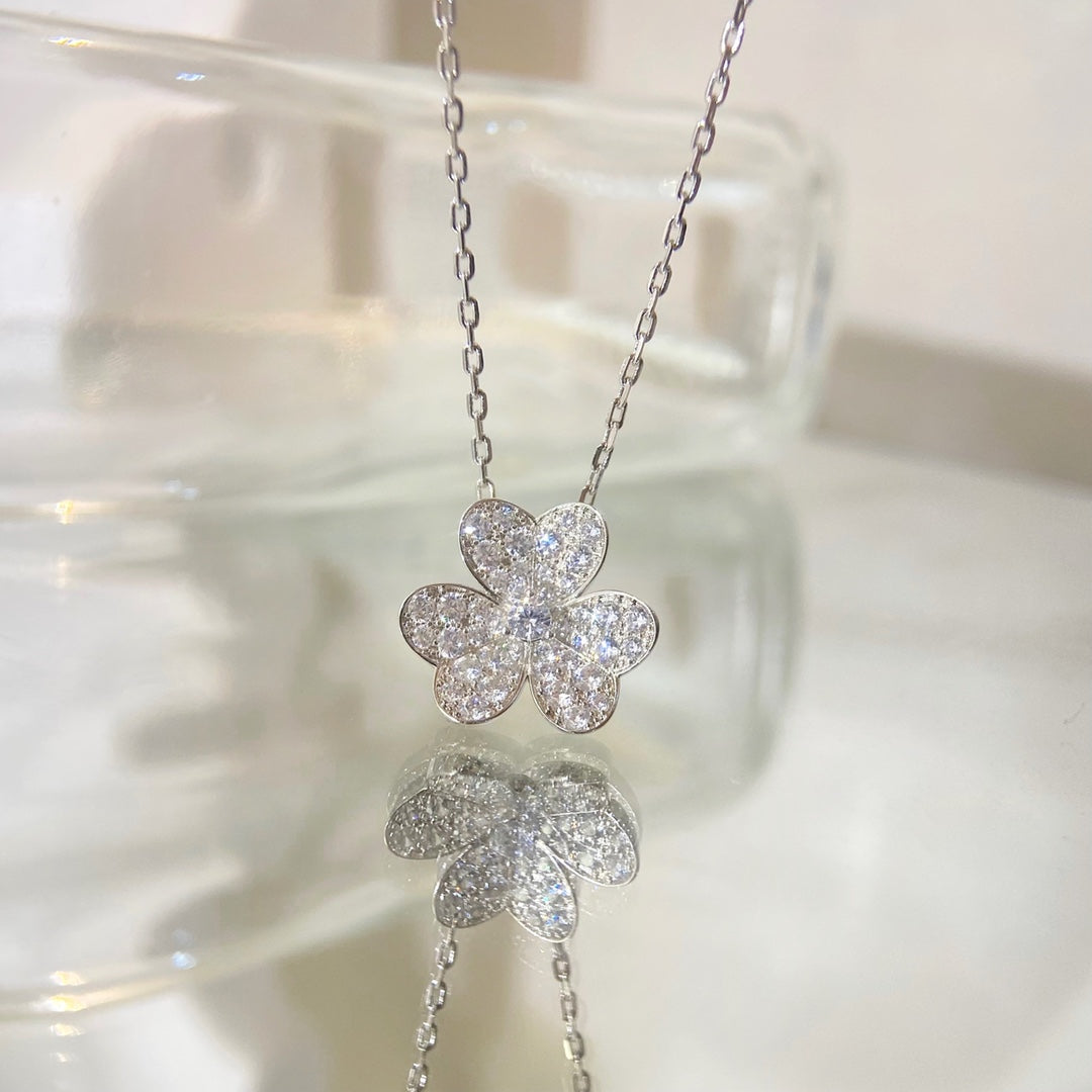[Royal&Vicky]FLOWER DIAMOND NECKLACE