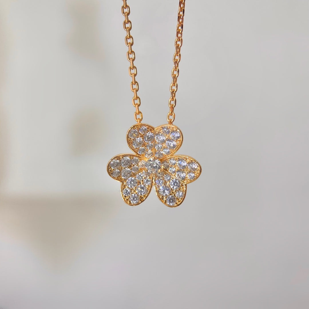 [Royal&Vicky]FLOWER DIAMOND NECKLACE