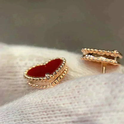 [Royal&Vicky]HEART CARNELIAN STUD EARRINGS