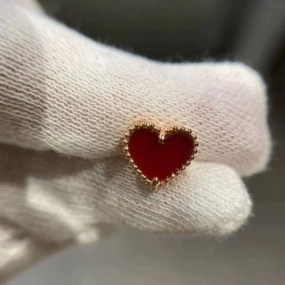 [Royal&Vicky]HEART CARNELIAN STUD EARRINGS