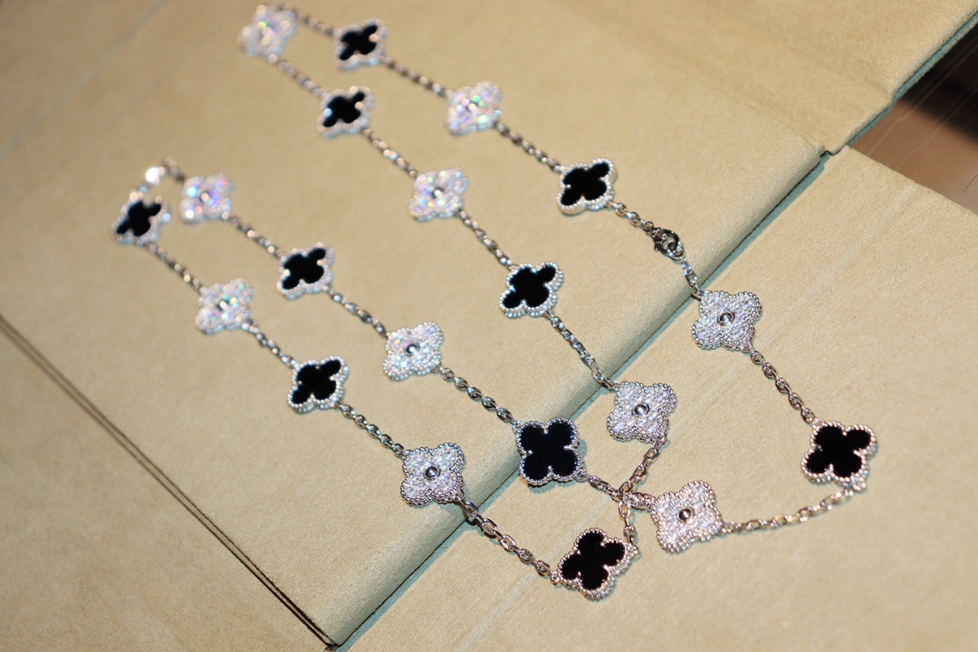 [Royal&Vicky]CLOVER 20 MOTIFS ONYX DIAMOND SILVER