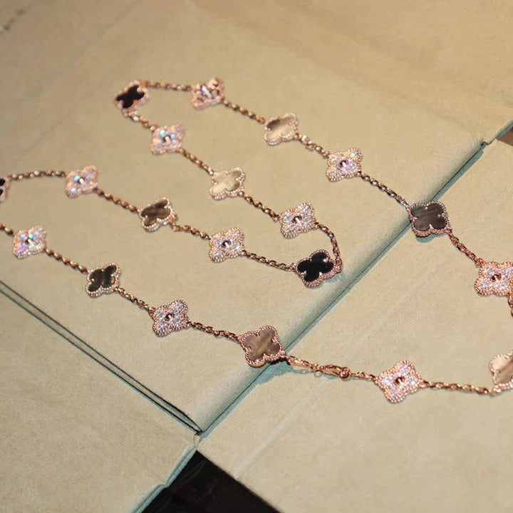 [Royal&Vicky]CLOVER 20 MOTIFS DARK MOP DIAMOND  NECKLACE